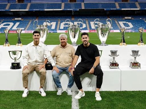 Marco Asensio negocia su entrada en el Platges de Calvià