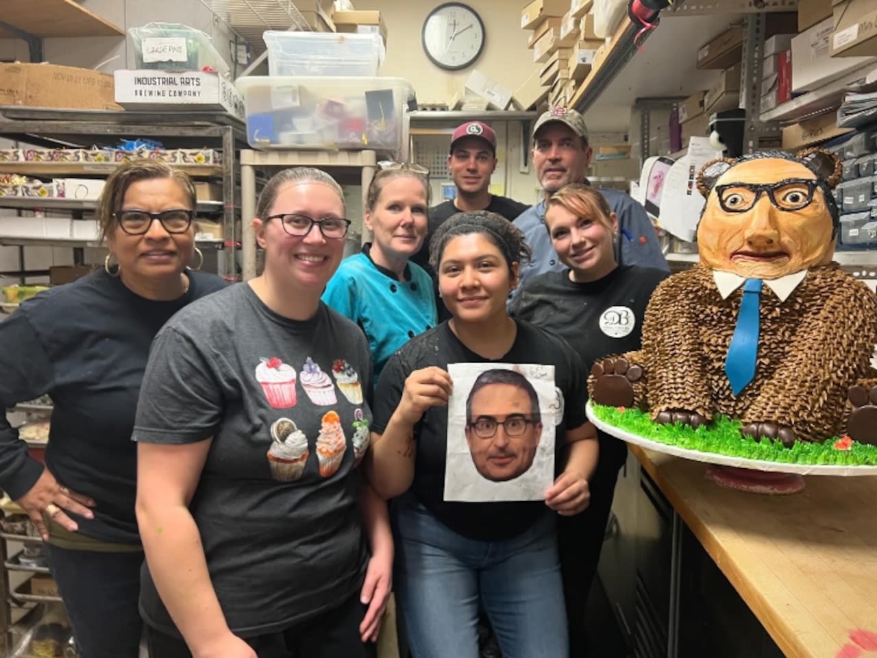 After ‘John Oliver Cake Bears,’ Upstate NY bakery has another surprise for ‘Last Week Tonight’ host