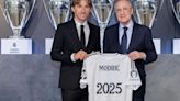 Ya es oficial: Modric renueva con el Real Madrid