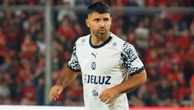 El Kun Agüero mostró cómo le quedó el hombro luego de su lesión en el partido homenaje de Independiente