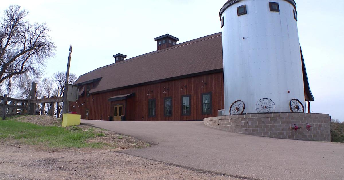 Isanti wedding venue closes suddenly, leaving brides scrambling and out thousands of dollars