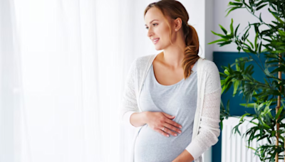 8 Ways to Help Ease the Burden of Newly Pregnant Moms