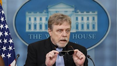 Star Wars' Mark Hamill's election remark takes internet by storm