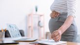 El embarazo de riesgo por causas ajenas al trabajo no impide cobrar la prestación de riesgos laborales