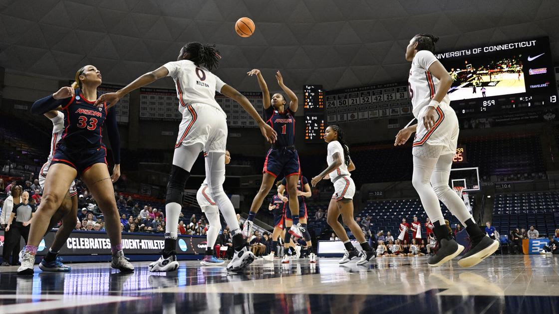 Arizona Wildcats reserve guard Courtney Blakely late entry into transfer portal