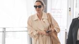 Fans shocked as they spot A-list Hollywood actress flying economy