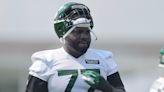 Jets’ Robert Saleh: Mekhi Becton starts at RT, but his LT days ‘are not over’