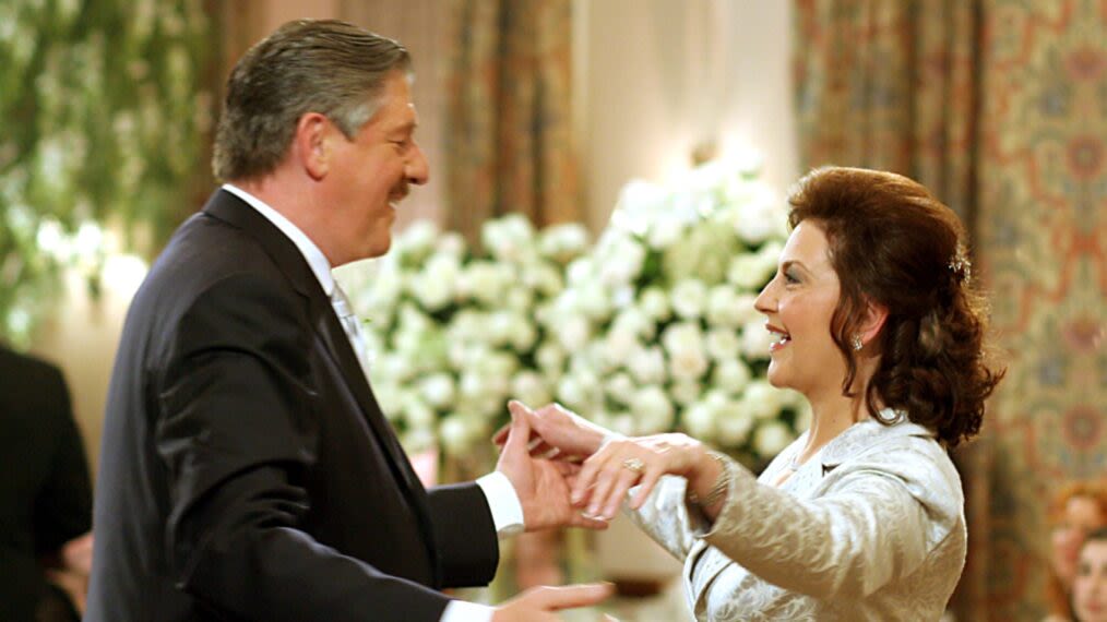 'Gilmore Girls' Alum Kelly Bishop Opens Up About Edward Herrmann's Tragic Death & More