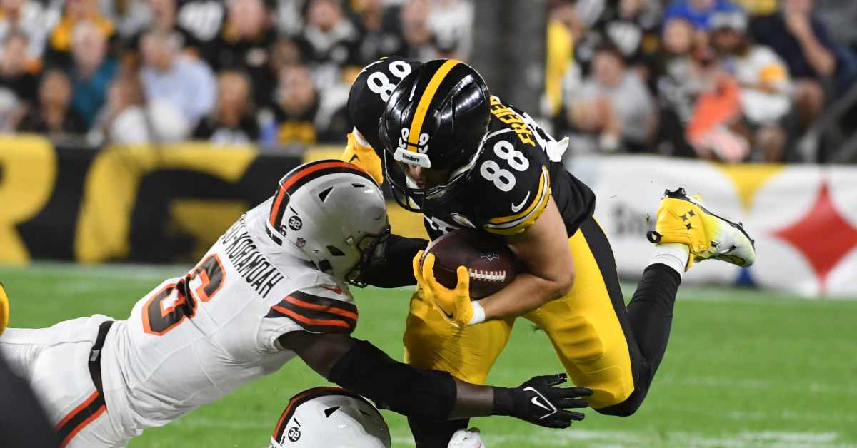 Steelers Rival Browns 'Struggling' During Extension Talks with Star LB