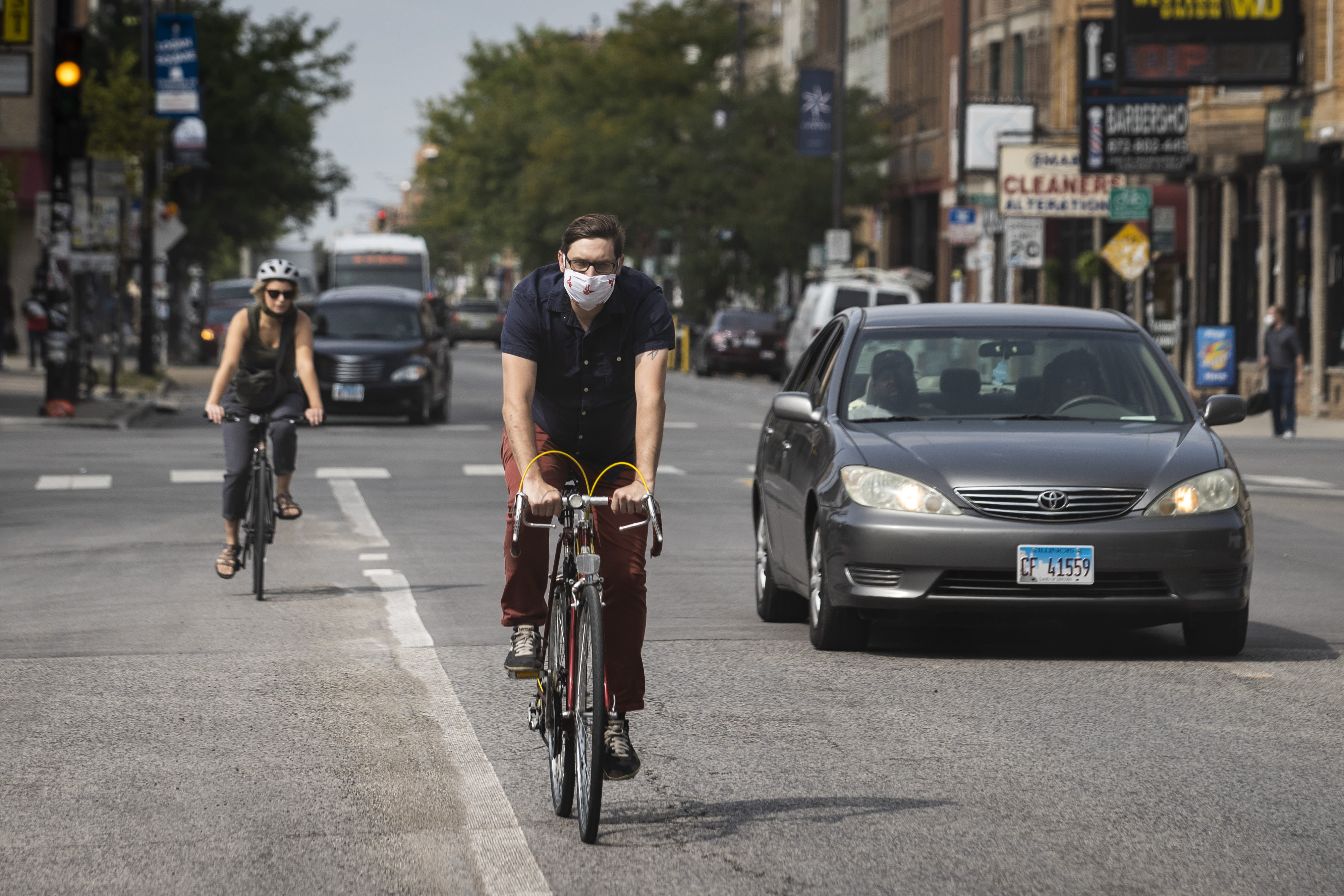 Pedal mettle? Bicycling in Chicago doubled in 5 years, but bikers still worry about safety