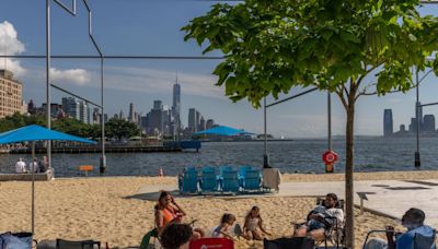 Record-breaking heat wave settles over East Coast with 100 million Americans under weather advisories