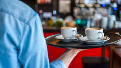 Comparte el desayuno que ha pedido en Cádiz "por solo 7 euros" y deja sin querer una crítica al resto de España