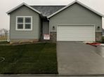 515 Davis Dr NE, Mount Vernon IA 52314