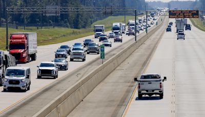 Comienzan a llenarse los refugios mientras miles evacúan en Florida ante llegada de Milton