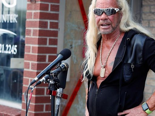 ‘Dog the Bounty Hunter’ joins search for escaped murder suspect