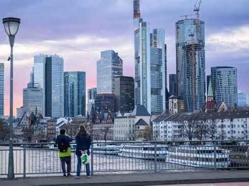 Liveticker zu Hessen und Frankfurt: Wiesbaden: Mehrere Verletzte bei Streit in Frankfurt | FAZ