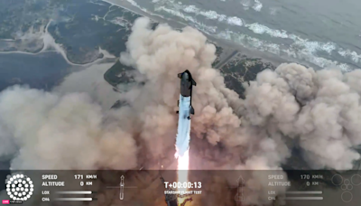 Elon Musks SpaceX-Rakte meistert extremen Sturzflug und landet im Ozean