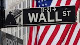 Wall Street espera con cautela el debate presidencial; Micron arrastra a productores de chips Por Investing.com