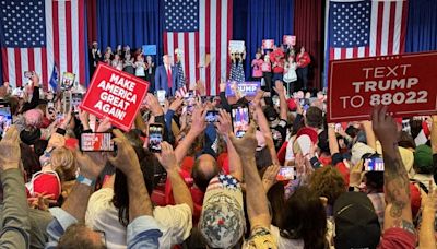 Trump takes usual swipe at Chicago