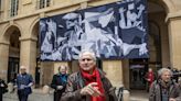 Una versión moderna del Guernica homenajea al pueblo ucraniano en París