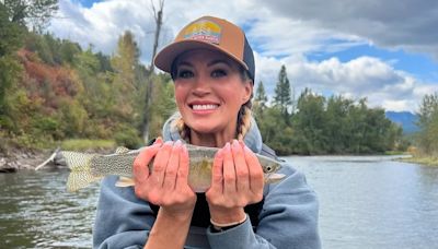 Carrie Underwood unrecognizable in snaps from Montana fishing trip