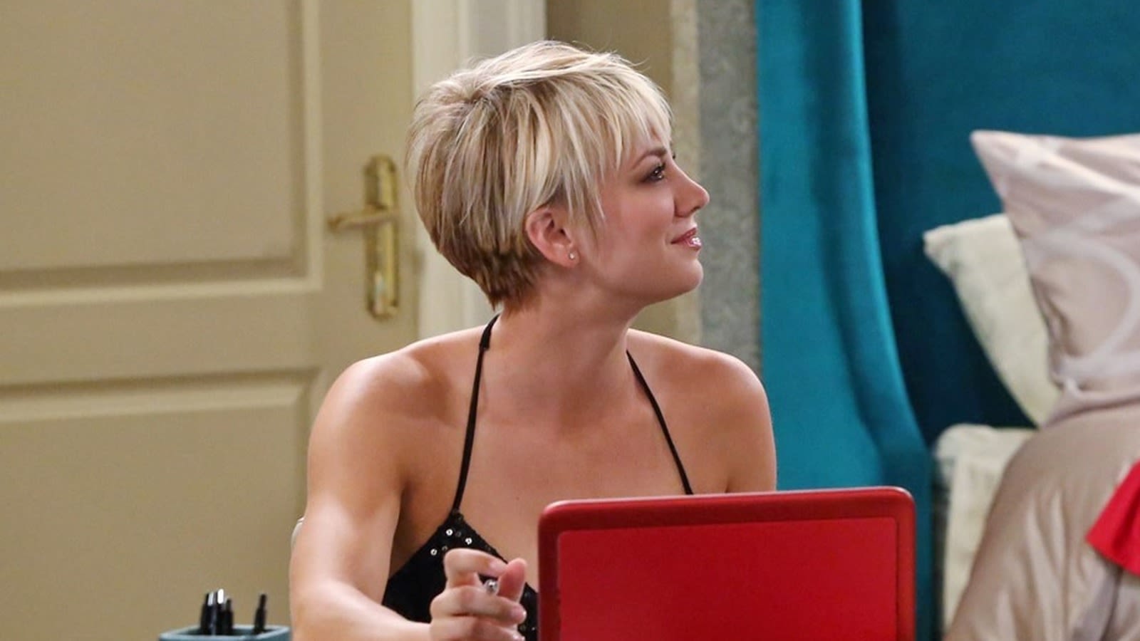 The Big Bang Theory's Kaley Cuoco Has One Big Regret About Her Time As Penny - SlashFilm