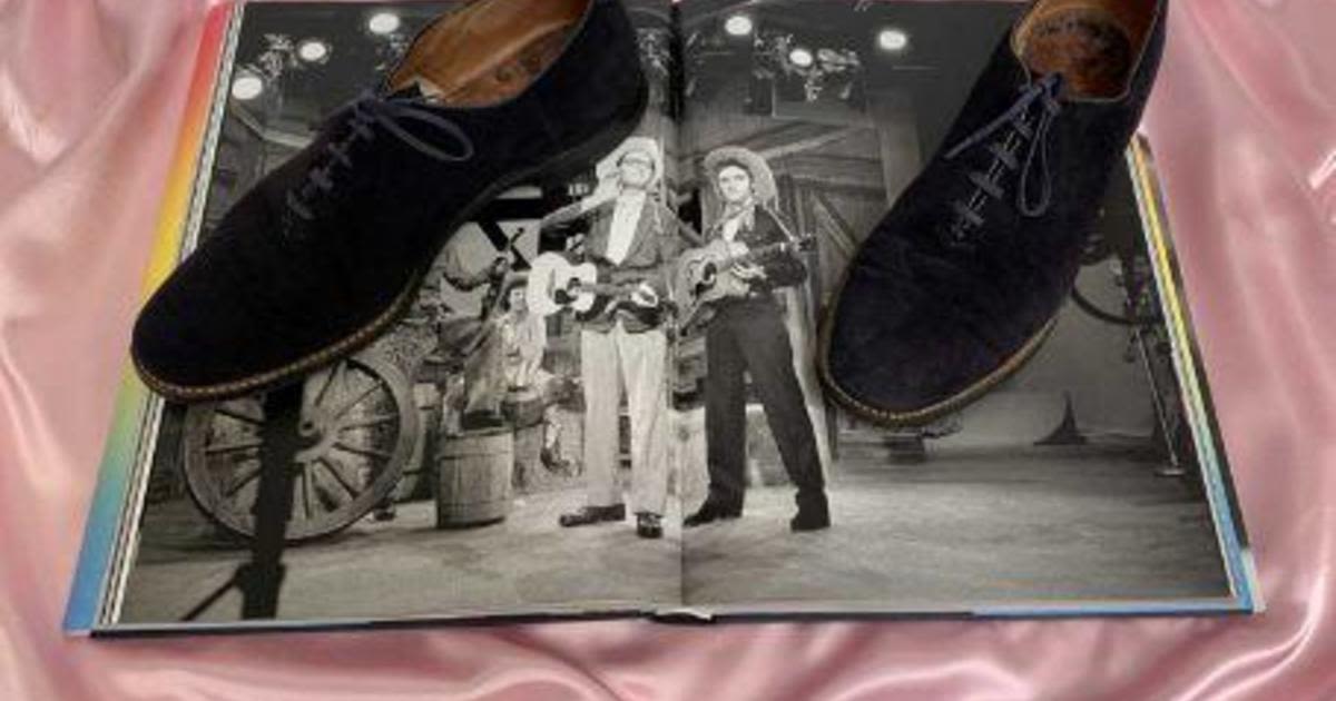 Elvis Presley's blue suede shoes sell at auction