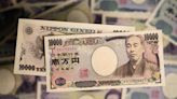 Yen hits 4-week low, euro dips after German inflation data