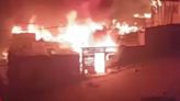 Incendio en asentamiento humano Kenji Fujimori consume al menos 10 viviendas