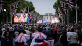 Un espectacular concierto de música y color para honrar a Isabel II