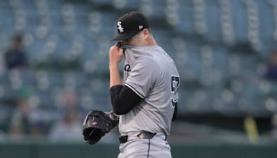 White Sox fall to A's to tie AL record with 21st consecutive loss