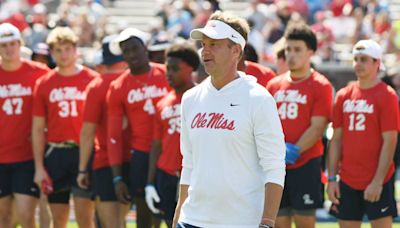 College football portal classes: Ole Miss all in, Ohio State shops high end, Prime restocks again