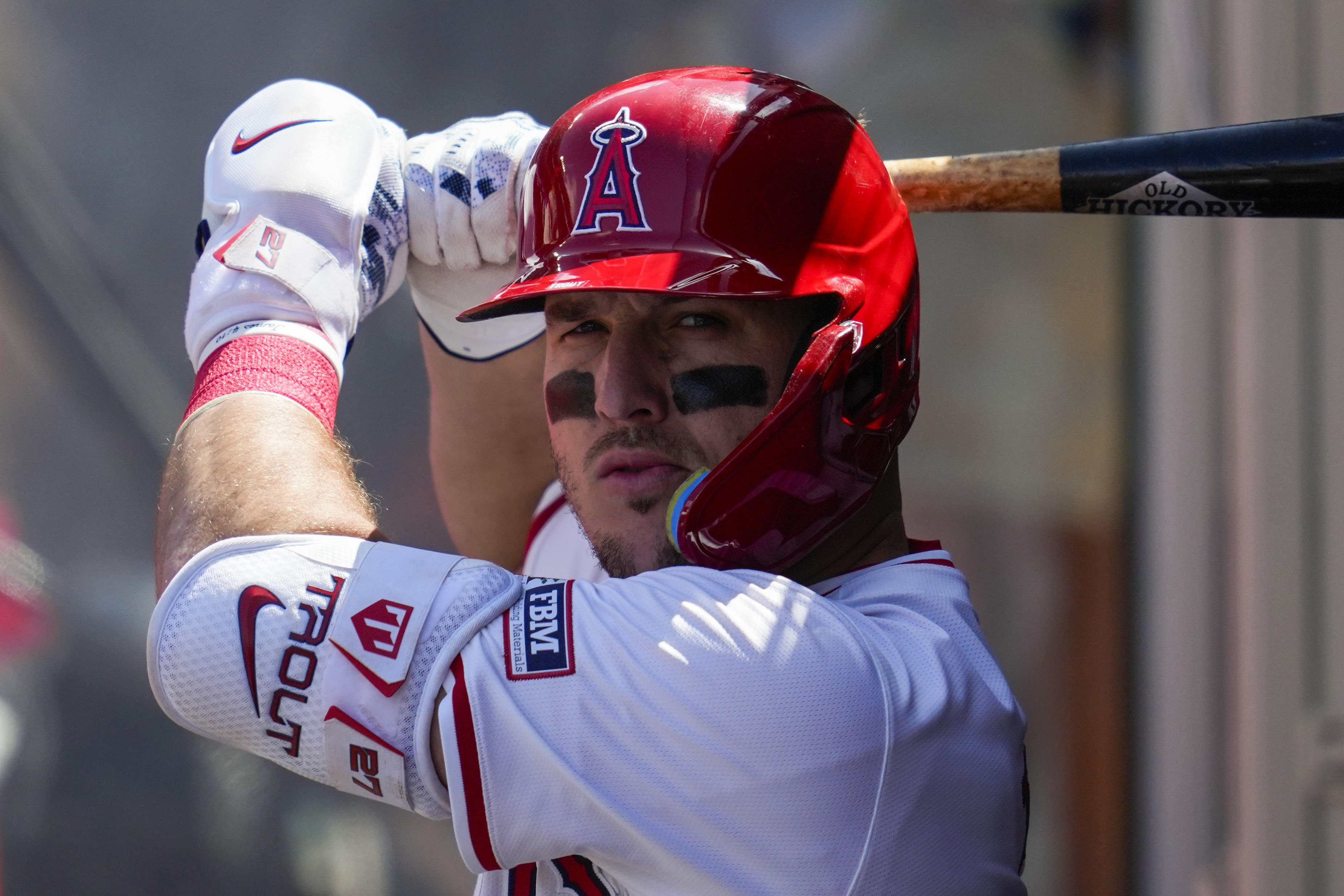 Jo Adell's clutch hit in the ninth lifts Angels to victory over Mariners