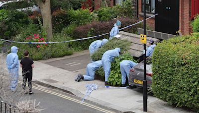 Manhunt in U.K. Ends With Murder Charges After Bodies Found in Suitcases