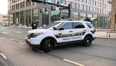 New Haven police investigate after shooting victim shows up at local hospital