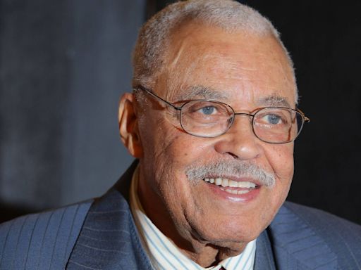 James Earl Jones deu sua voz a IA para dublar o vilão Darth Vader, de 'Star Wars'