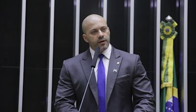 Defesa paga multa após Alexandre de Moraes negar progressão de pena de Daniel Silveira