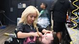 Female barber navigates sexism in male-dominated space - The Independent Florida Alligator