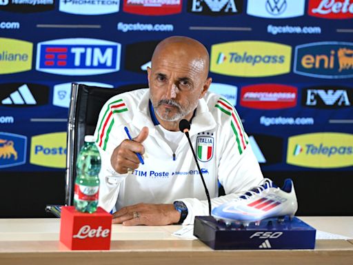 Spalletti underlines key difference between Italy strikers Scamacca and Retegui