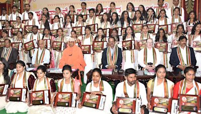 16th graduation day of JSS College of Arts, Commerce and Science held