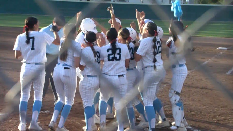 Central, Clovis North softball advance to D-1 title game