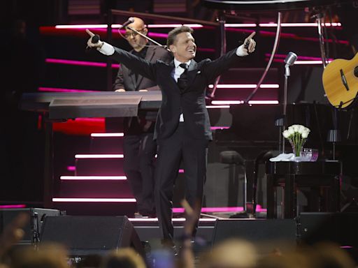 Luis Miguel "derrite" Córdoba en el inicio de su gira por España