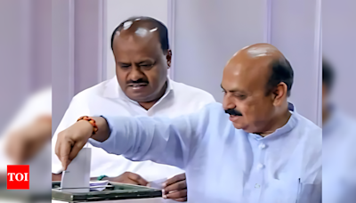 Ex-CMs Kumaraswamy and Bommai quit as MLAs after winning LS polls | India News - Times of India