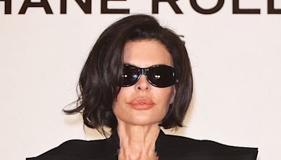 Lisa Rinna switches up her signature hairdo during Paris Fashion Week