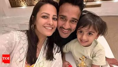 Anita Hassanandani opens up about life after motherhood and maintaining a strong marriage; says, “If you love the person..” - Times of India