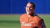 Deadspin | Mac Morgan dominates as Texas clubs Florida at WCWS