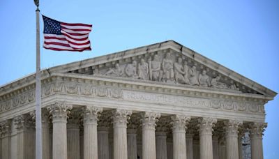 US Supreme Court sidesteps dispute on state laws regulating social media