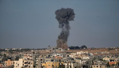 Eye on the Middle East | Under the eyes of two courts, Israel pushes into Rafah as Washington wavers