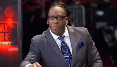 Booker T revela que ha estado lidiando con una lesión desde el año 1992