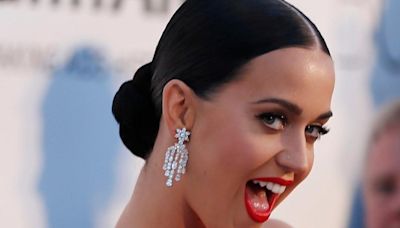 Katy Perry causa confusión con fotos falsas de la Met Gala
